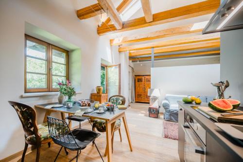 Oberau Apartment | Studio on Gut Buchwies near Garmisch-Partenkirchen