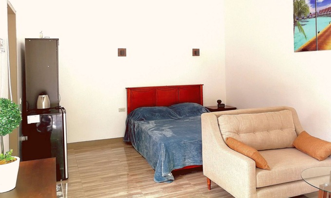Tangnan House | Studio Room # 1 by the sea
