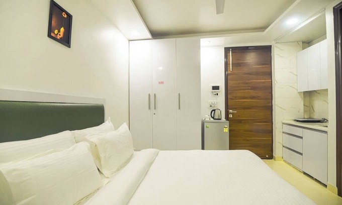 Gurugram Apartment | Studio serviced apartment with Gym