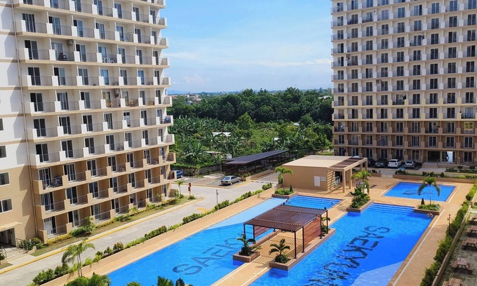 Lapu-Lapu Condo | Studio w pool, mountain & city view Mactan airport
