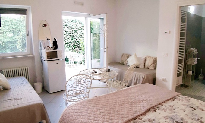 Canneto sull'Oglio Bed & Breakfast | Studio with disabled access for 4 people