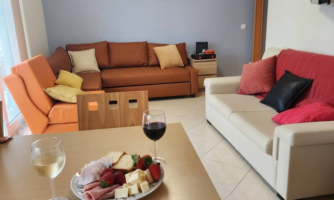 Armacao de Pera Apartment | Stunning 1 bedroom apartment with AC, balcony and WiFi in sunny Armação de Pêra