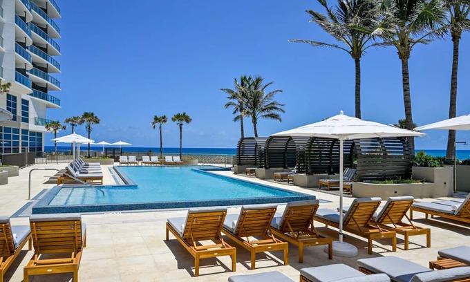 Singer Island Hotel | Stunning Beachfront Resort with Family Ready Room | Private Balcony w/View