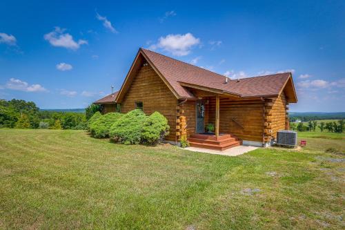 Ridgeway House | Stunning Gore Vacation Rental on 10 Acres of Land!