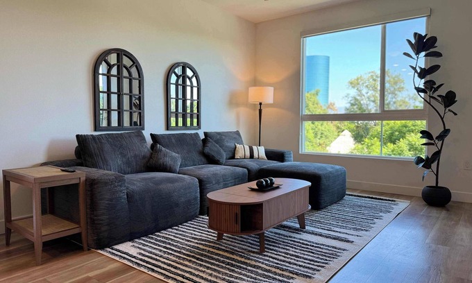 Lyon Street Apartment | Stunning Haven with Pool Gym Parking Close to Disneyland