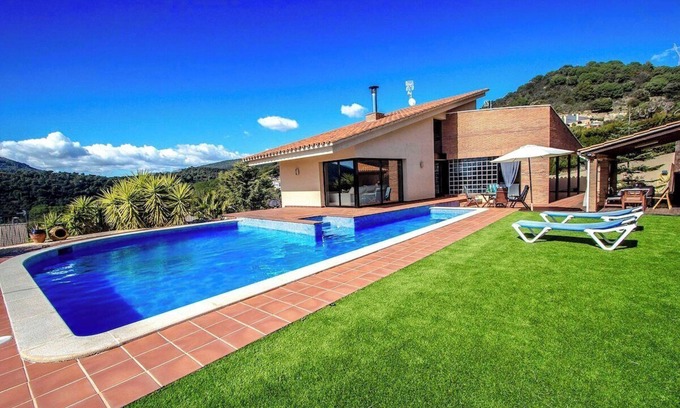 Caldes de Montbui Villa | Stunning modern villa - just half hour to Barcelona!