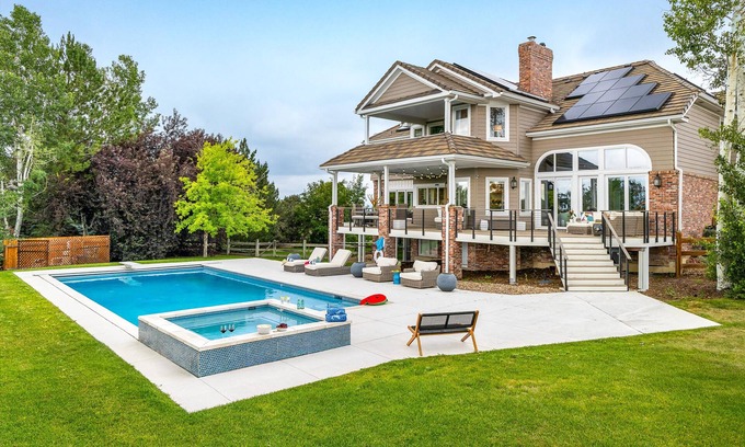 Niwot House | Stunning Oasis with Pool, Mountain Views & Game Room