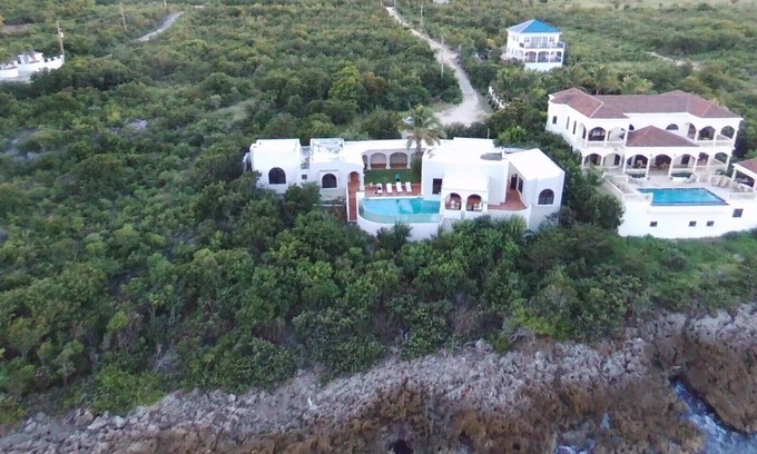 Shoal Bay House | Stunning Ocean Front Shoal Bay Villa