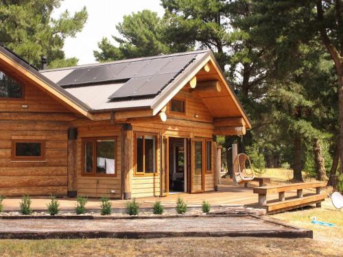 Tarras House | Stunning Private Log Cabin