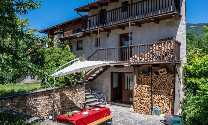 Roccabruna House | Stunning private villa for 4 people with WIFI, TV and patio
