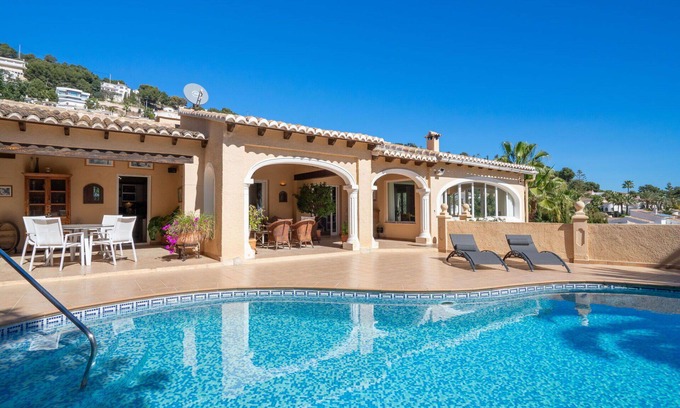 Benimeit Villa | Stunning private villa for 6 people with private pool, A/C, WIFI, TV, terrace and pets allowed