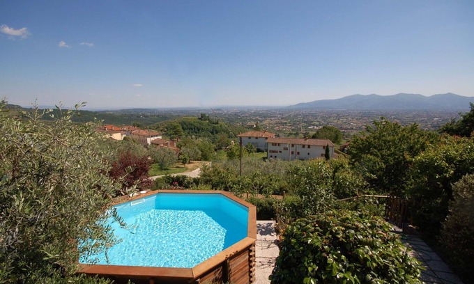 Ciciana Villa | Stunning private villa with WIFI, private pool, veranda and panoramic view, close to Lucca