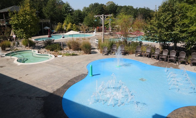 Gordonsville Cabin | Stunning Shenandoah Crossing, 2 Bedroom Resort Cabin, Just A Mile To Your Favorite Destinations