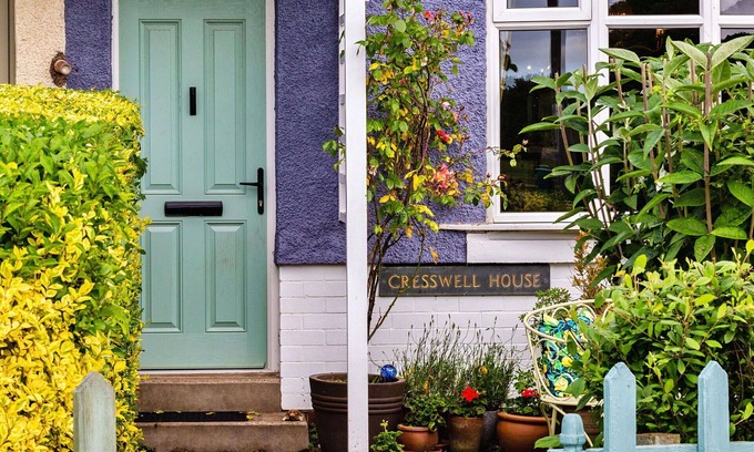 Cresswell House | Stunning villa for 6 guests with WIFI, TV and pets allowed