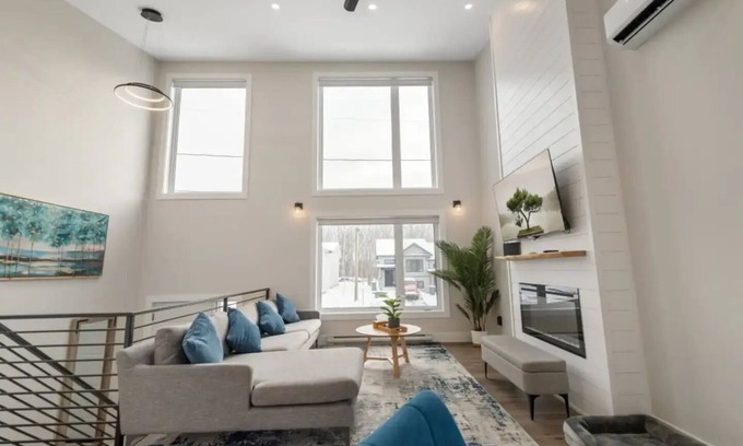Dieppe House | Style and Space: Private Executive Home in Dieppe /Moncton