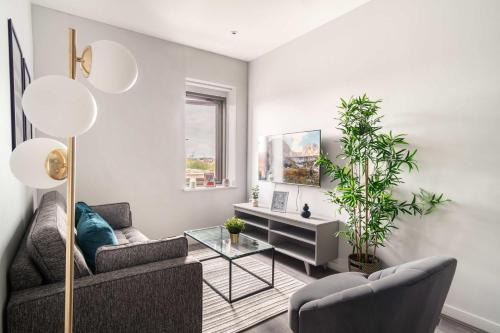 Liverpool Apartment | Stylish 2 Bed Apartment in Waterloo Liverpool
