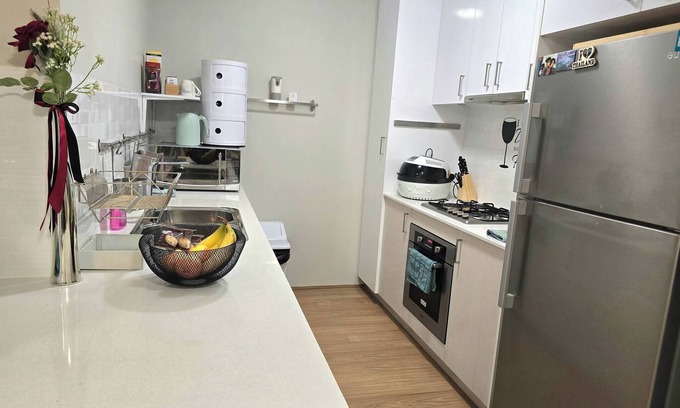 Maddington Apartment | Stylish 2-Bedroom Apartment in Maddington, 15 Minutes from Perth Airport