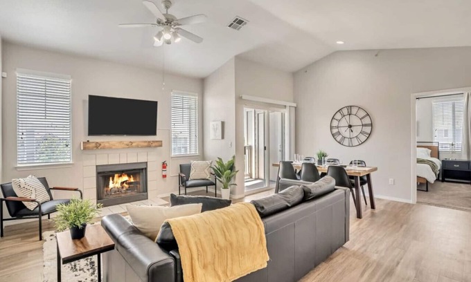 Clearfield Apartment | Stylish 2BR Apt with Twin over King Bunk, Pool, and Fitness Center, Close to Hill AFB