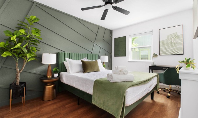 South Lamar Apartment | Stylish 2BR Oasis with Private Patio - Sleeps 8
