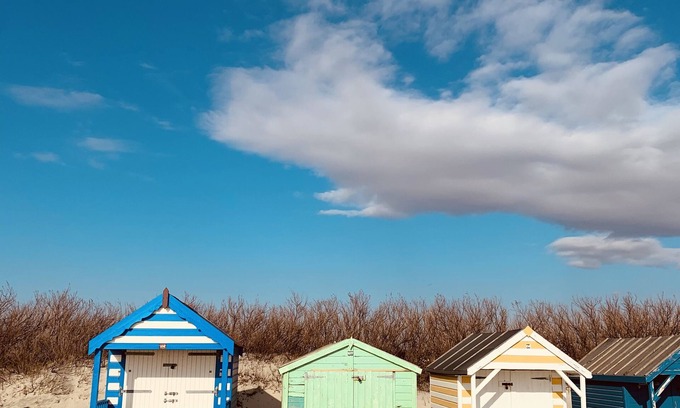 West Wittering House | Stylish beach house in West Wittering village as featured in Living Etc mag