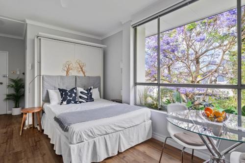 Redfern Apartment | Stylish City Studio in Trendy Redfern