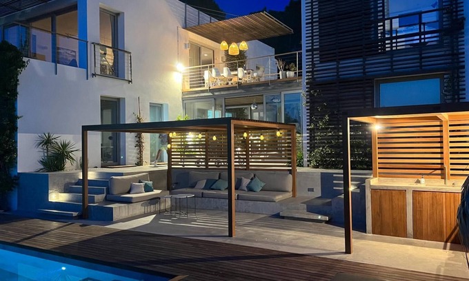 Sant Josep de sa Talaia Ski Chalet | Stylish modern villa with spectacular sea and sunset views