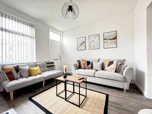 York Apartment | Stylish home in York - Free Wifi & Parking - Close to Racecourse & City Centre
