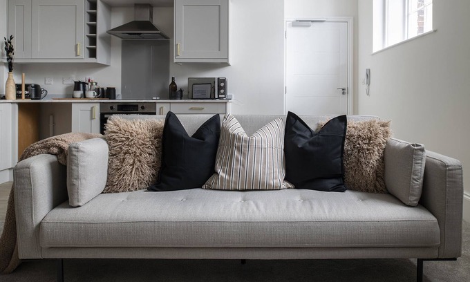Saint Asaph Apartment | Stylish, new and modern apartment