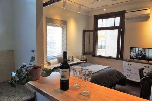 San Telmo Apartment | Stylish suite steps from Dorrego Square