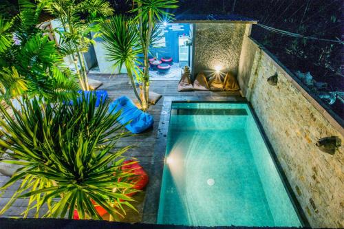 Mushroom Bay House | Suba Homestay