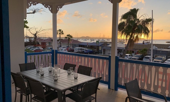 Marigot Apartment | Sublime Loft in the heart of Marigot facing Anguilla