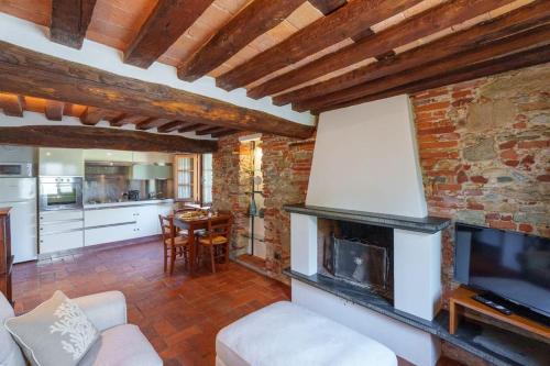 Pietrasanta Apartment | suite il vaticano