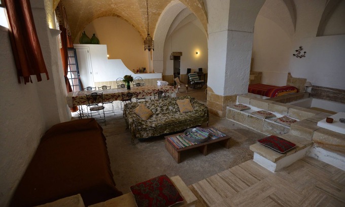Parabita House | Suite in Masseria Tornesella with swimming pool and Wifi between Gallipoli and Torre Suda