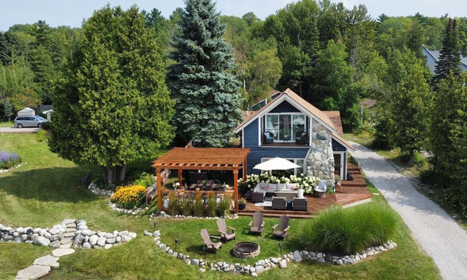 Charlevoix House | Summer 2026 Calendar Open for Reservations June 27th - Aug. 15th 2026