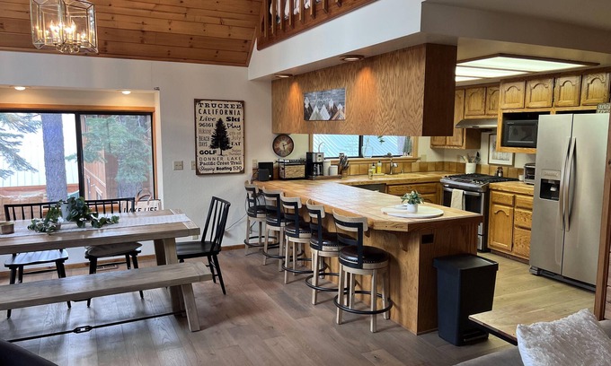 Truckee House | Summer and ski retreat with amenities! Accepting monthly-only rentals
