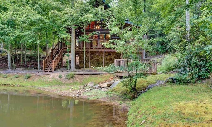 Gatlinburg Cabin | SUMMER SPECIAL! 5-Star Luxury Cabin Near Downtown, Peaceful Setting by Water