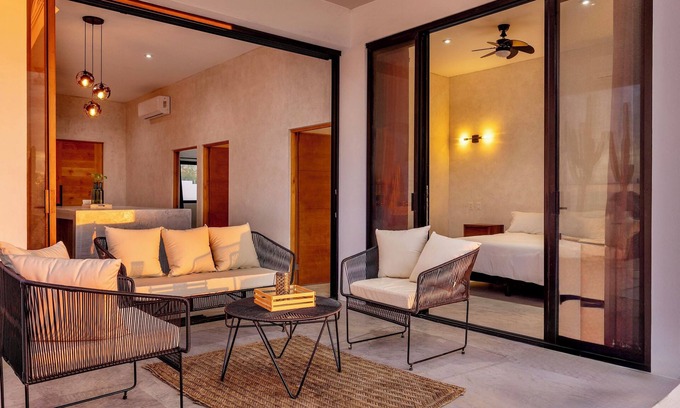 Todos Santos Villa | Sun-Drenched Escape w/Sleek Saltwater Pool. Come soak up the sun!