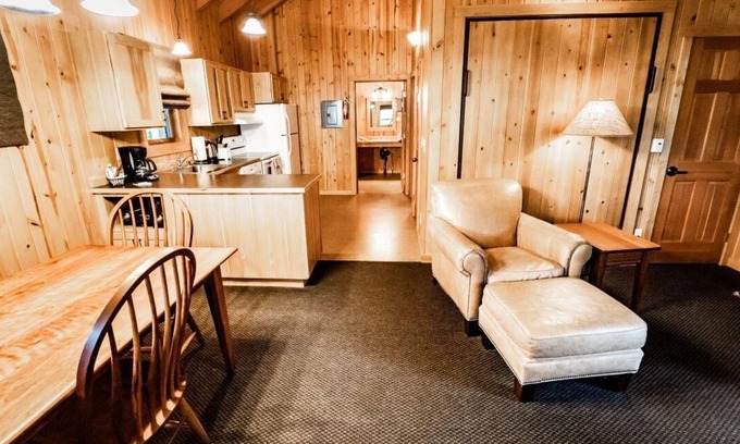 Winthrop Cottage | Sun Mountain Lodge - Lakeside One-Bedroom