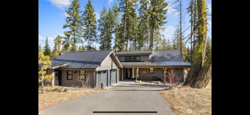 Cle Elum House | Suncadia 4 Bdrm Home located within the heart of the Resort