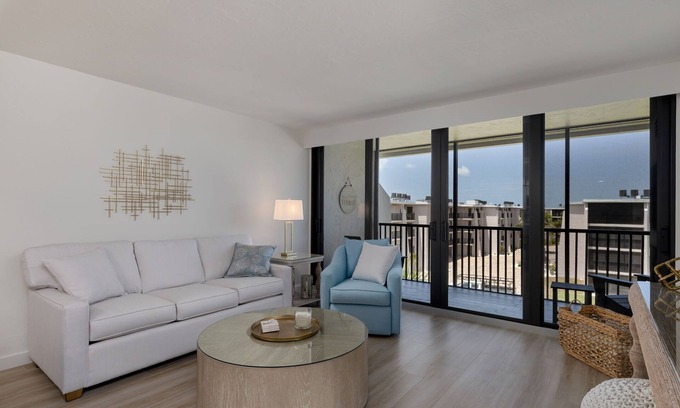 Sanibel Condo | Sundial F403 - "Beach Bliss"
