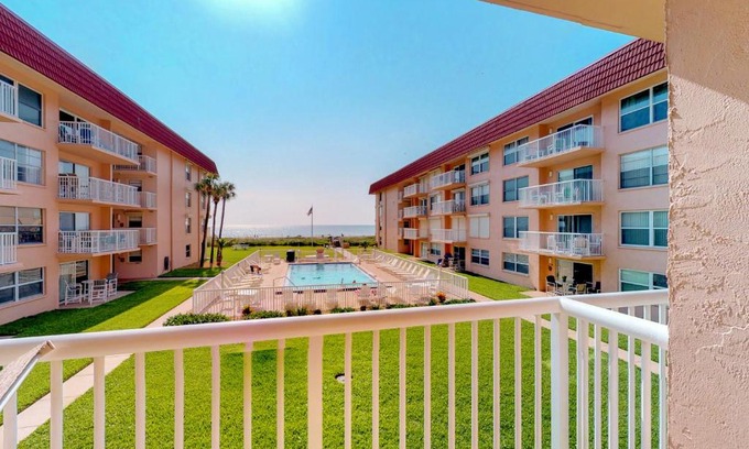 Cocoa Beach House | Sunflower