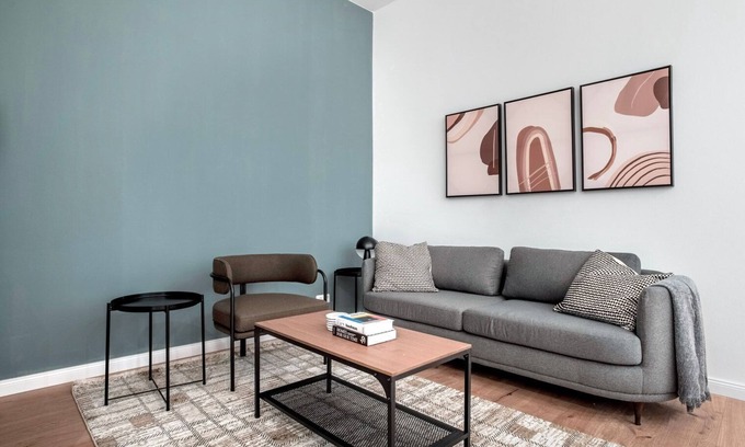 Prenzlauer Berg Apartment | Sunlit Prenzlauer Berg 2BR nr Schönhauser Allee, by Blueground