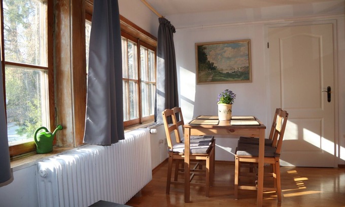 Starnberg Apartment | Sunny 4-room apartment with garden and terrace in Starnberg