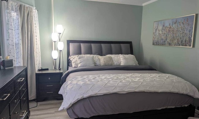Montclair Apartment | Sunny & Comfortable: Walk To Shop, Eat & NYC Train