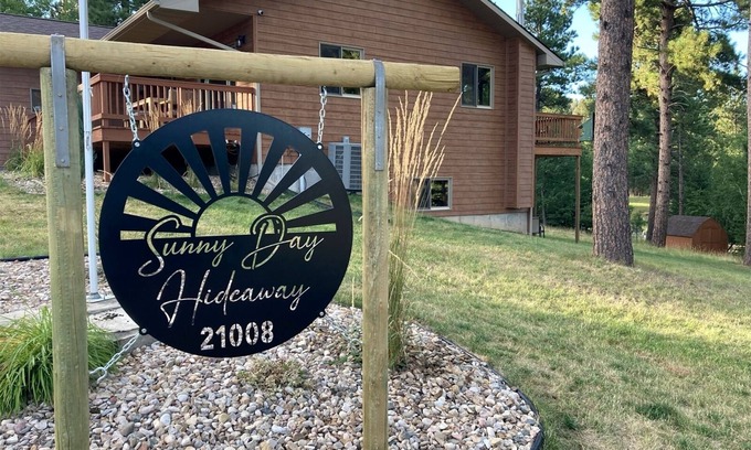 Deadwood House | Sunny Day Hideaway - Private! Fire pit, hot tub, close to Deadwood!