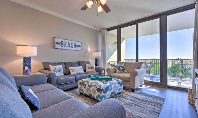 Dauphin Island Condo | Sunny First-Floor Condo w/Ocean-View Balcony!