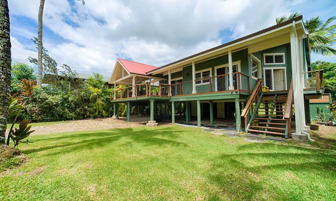 Hanalei House | Sunny Hanalei home, steps from beach and town.