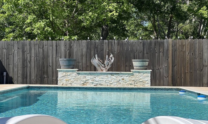 Yantis House | Sunrise Suite w Pool, Rec Rm, 1/2 mi to Boat Ramps