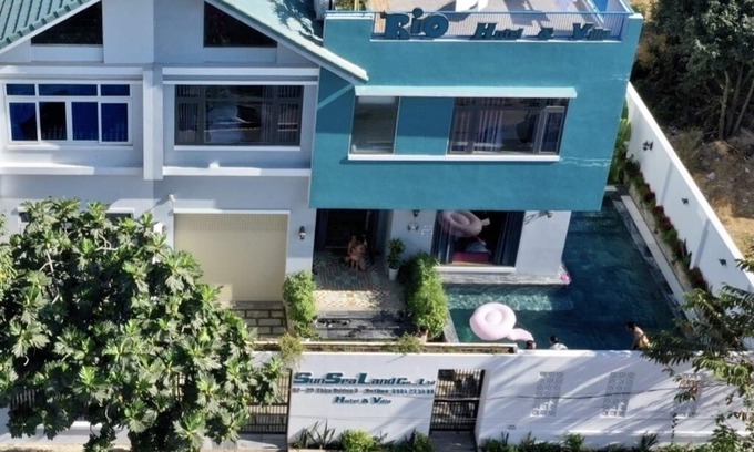 Vung Tau Villa | Sunsea Villa - Long Cung, near the sea 300m, BBQ, 5 rooms for 20 travellers