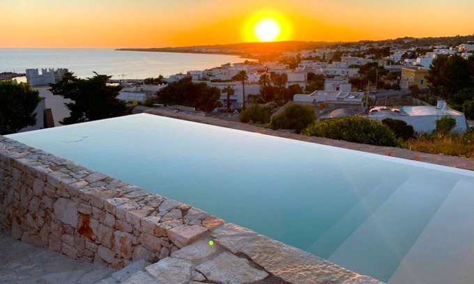 Torre Vado Villa | Sunset view, infinity pool, little stone house